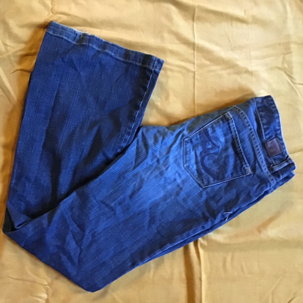X2 fit and flare sz 8 dark wash euc jeans
